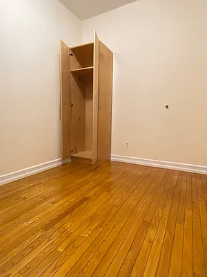 Rented by Beekman Street Realty | media 33