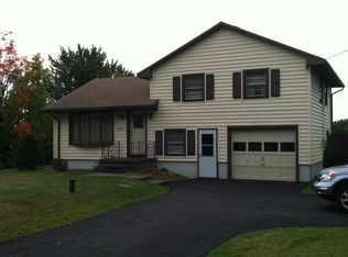 1397 Currybush Rd, Schenectady, NY 12306