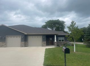 10 Pine St, Tracy, MN 56175