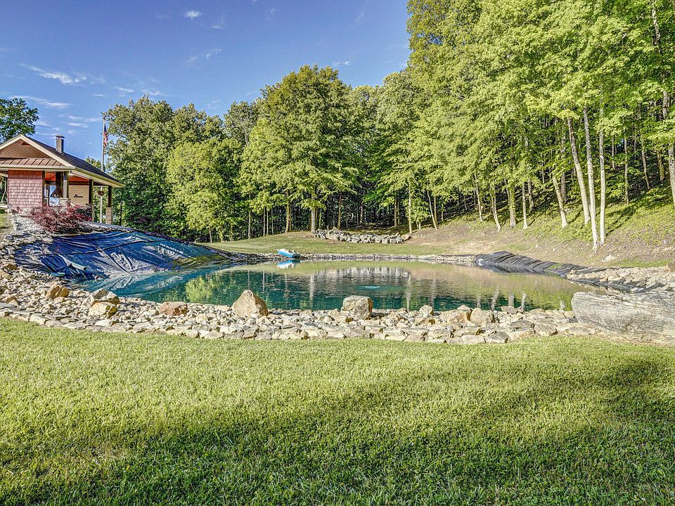 13th image of 167 Tailwater Rd
