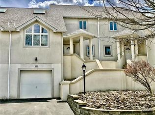 141 Saint Martinique Dr, Beaver Falls, PA 15010