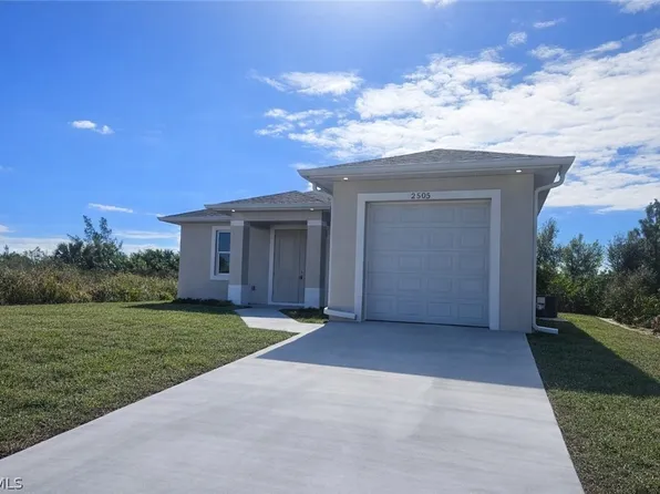 2505 15th St W, Lehigh Acres, FL 33971