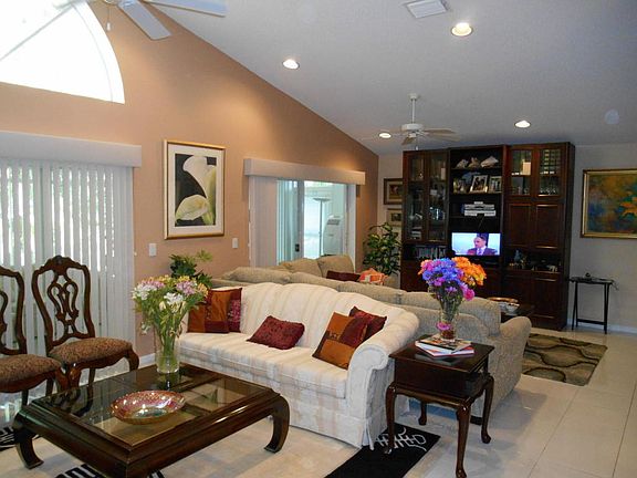 4th image of 13596 Weyburne Dr