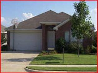 3237 Silent Creek Trl, Hurst, TX 76053