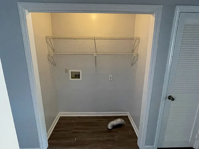 910 Brett Dr #21 — Photo 6