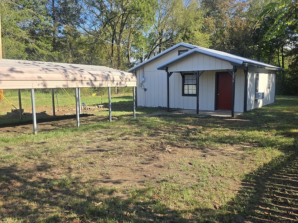 9873 Highway 352