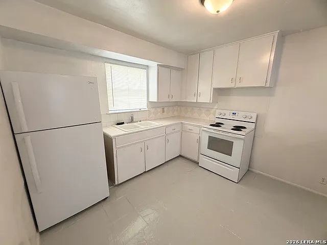 115 Victor St #1 — Photo 6