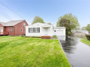 61 Bennett Ave, Rochester, NY 14609