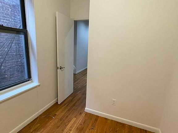 3rd image of 223 E 82nd St #30