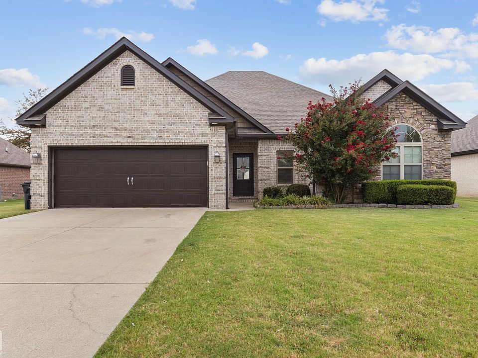 1st image of 5232 Julia Ln