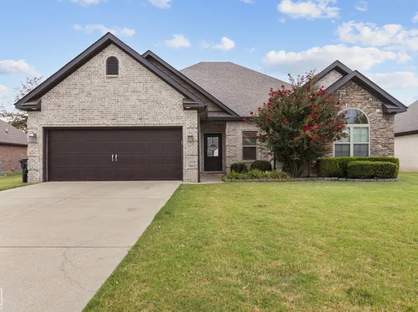 5232 Julia Ln, Jonesboro, AR 72404