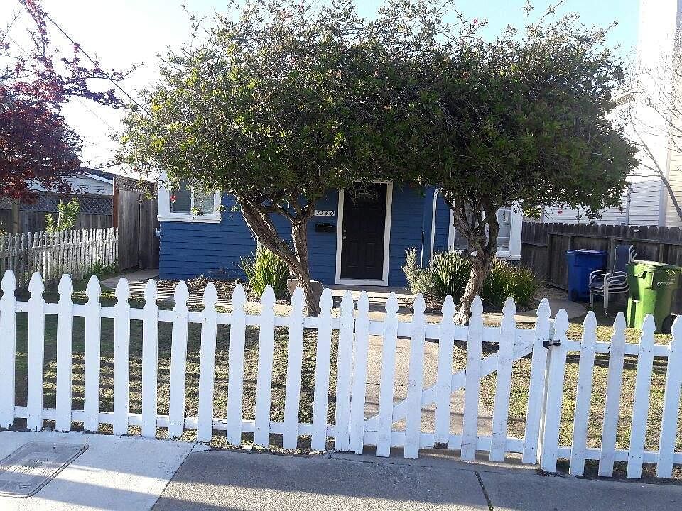 Front Yard House
