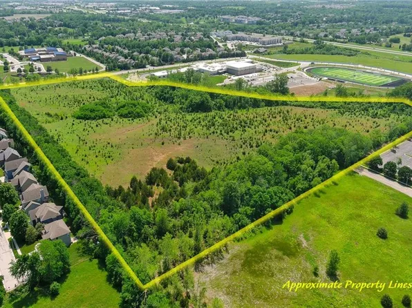 22000 W 71st St, Lenexa, KS 66227