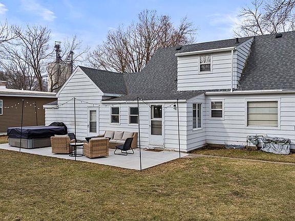 5th image of this home
