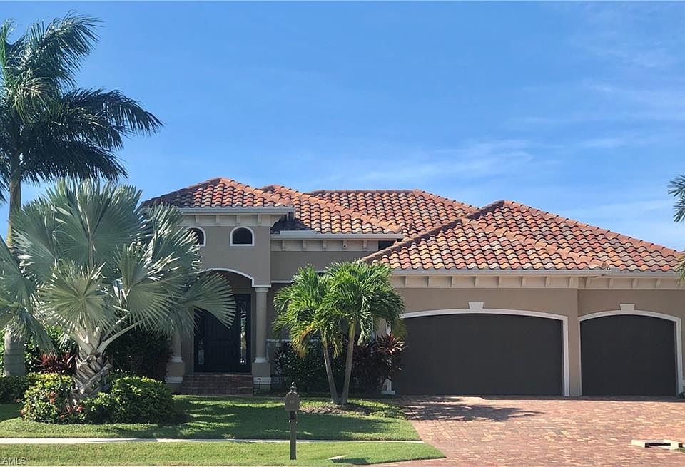 1st image of 452 Parkhouse Ct