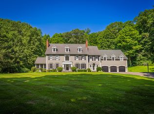 5 Summerwood Rd, West Simsbury, CT 06092