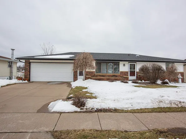 246 Maureen Ave, Dickeyville, WI 53808