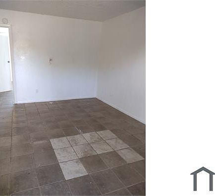 1st image of 2423 Boxwood St APT 4