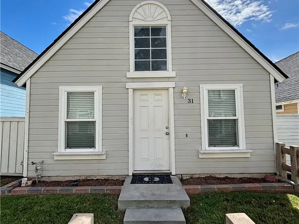 14560 Woodland Dr, Fontana, CA 92337