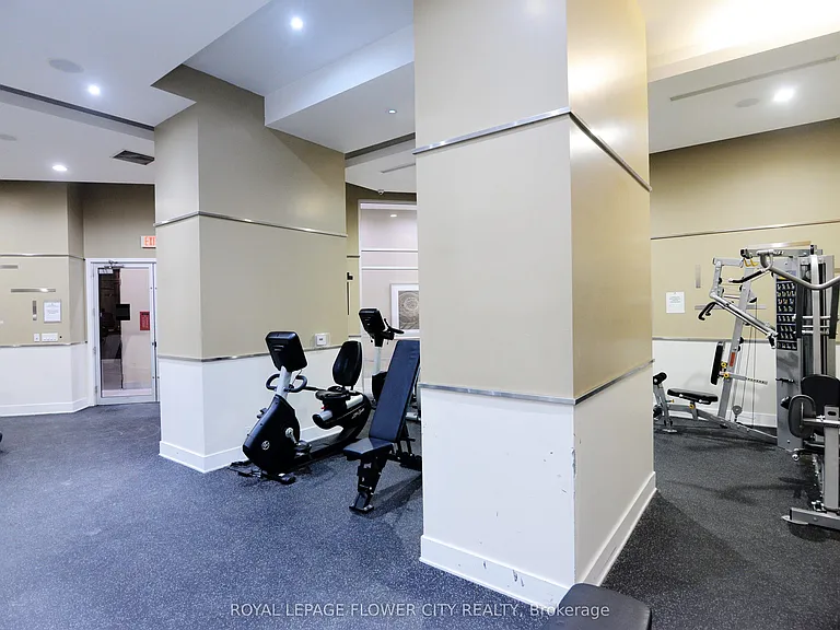 330 Burnhamthorpe Rd W #1902 — Photo 39