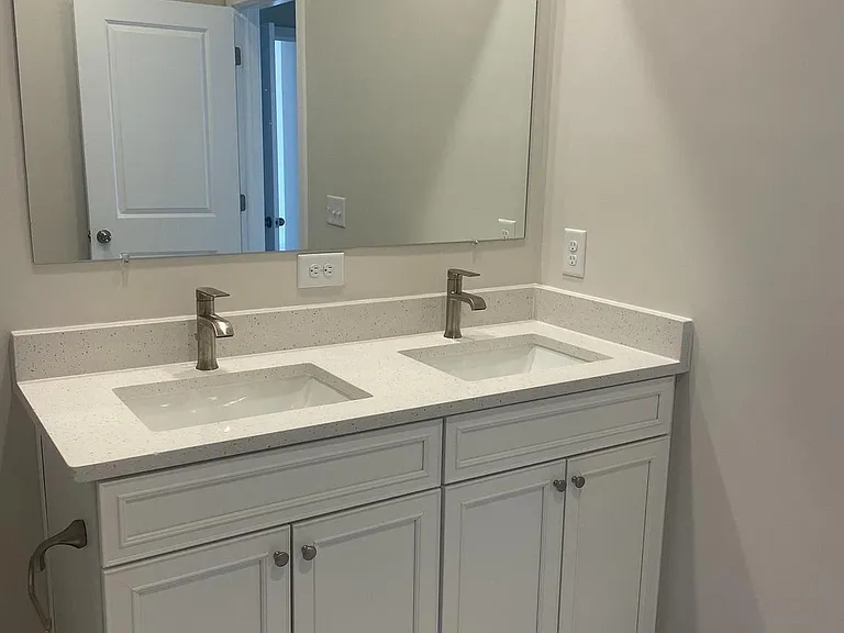 29292 Oxford Dr — Photo 7