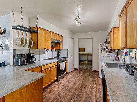 5th image of 4675 Leonard Rd