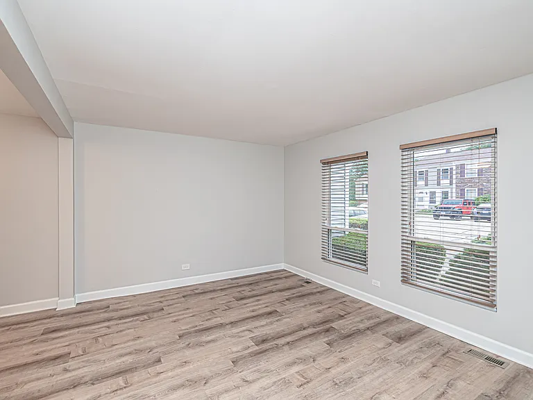 1851 Wellington Pl — Photo 10