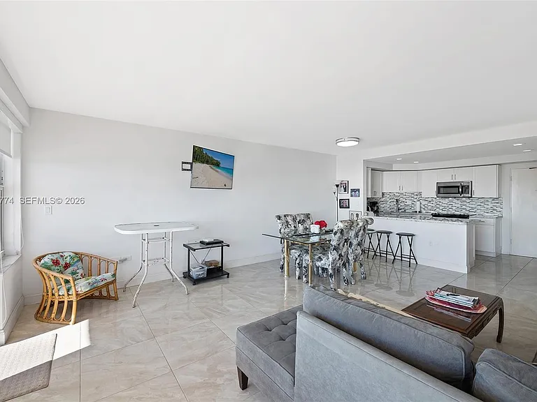 3111 N Ocean Dr #1110 — Photo 7