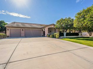 4201 E Fairfield Cir, Mesa, AZ 85205