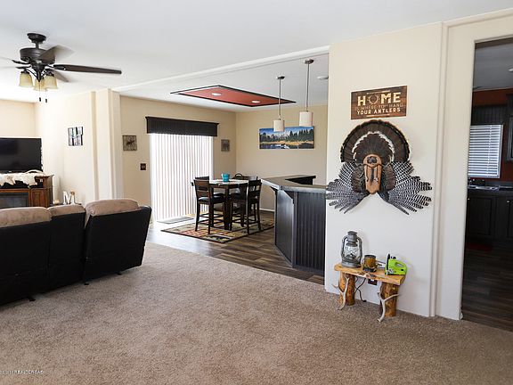 3rd image of 211 Ponderosa Pl
