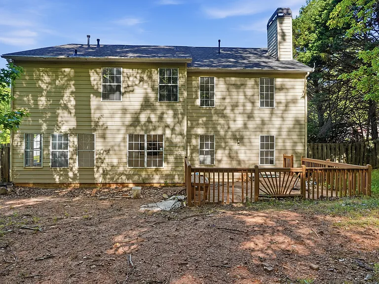 1369 Lamont Dr SW — Photo 24