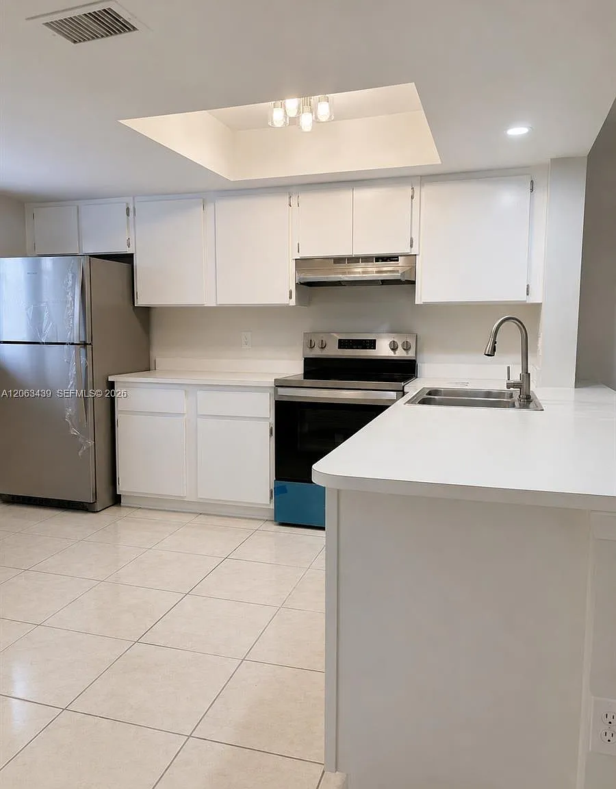 Palm Beach Trace Condo — Photo 3