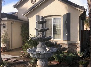 2322 W Luisa Ave, Porterville, CA 93257