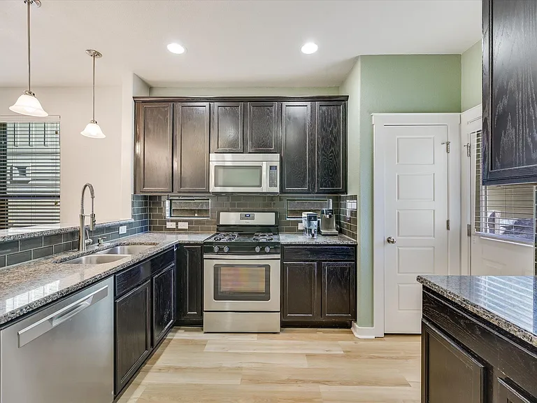 2101 Rivers Edge Way #29 — Photo 36