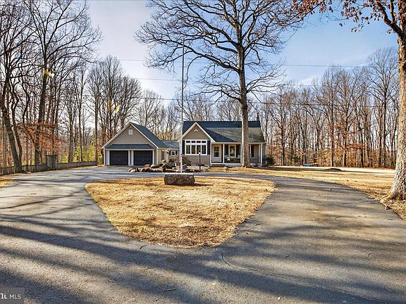 2nd image of 980 Waltons Store Rd