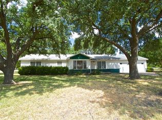 211 W Long St, Elm Mott, TX 76640