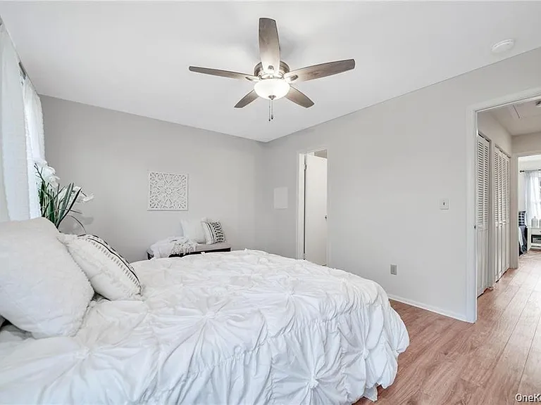 2 Goldsmith Ct — Photo 14