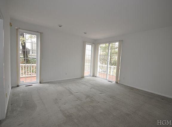 4th image of 3 Westfield Ln