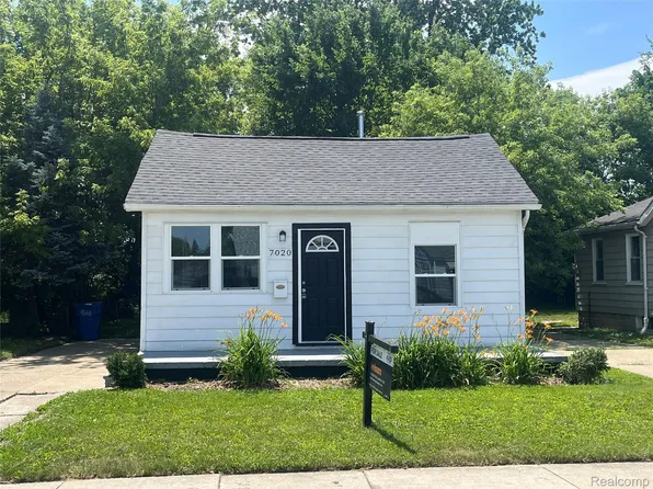 7020 Packard Ave, Warren, MI 48091
