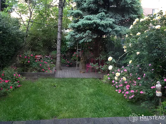 Rented by Halstead Real Estate | media 24