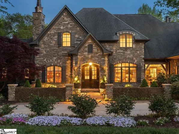 704 Brixton Cir, Simpsonville, SC 29681