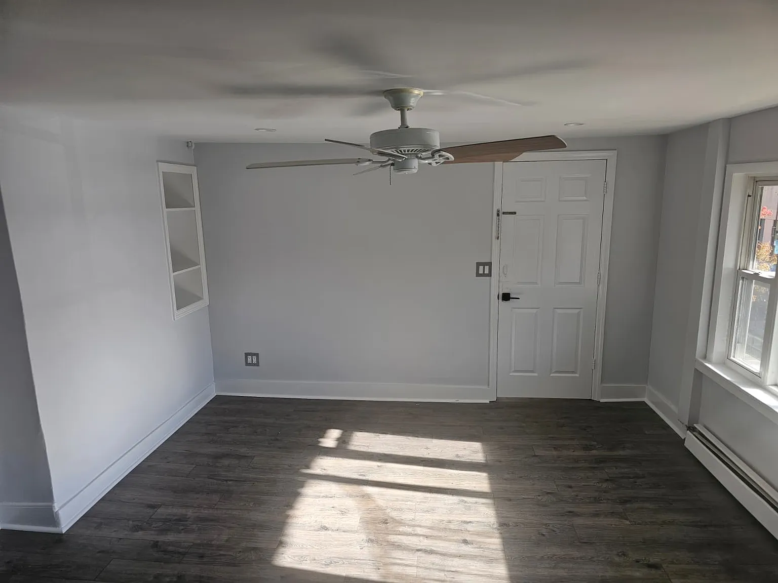 165 Valley St — Photo 1