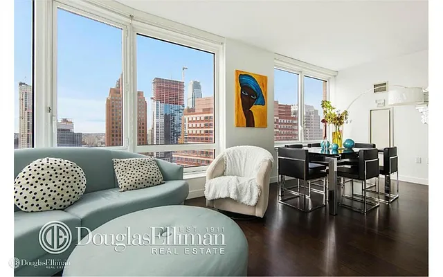 Rented by Douglas Elliman | media 23