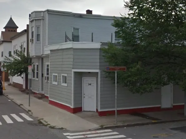41 Cross St, Somerville, MA