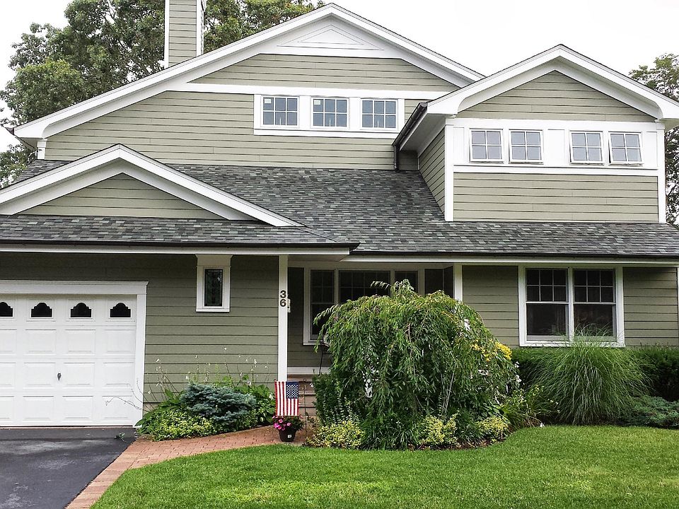 1st image of 36 Wyandanch Ave