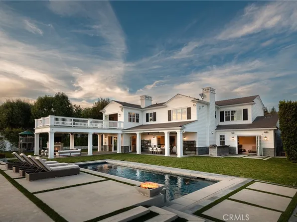 24812 Wooded Vis, West Hills, CA 91307