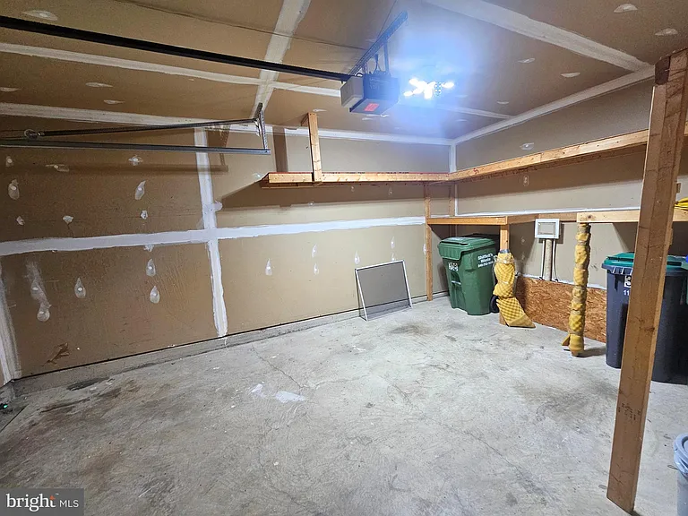 303 Dundee Pl — Photo 20