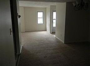 4th image of 3 Mary Dyer Ln