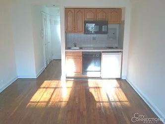 Rented by City Connections Realty