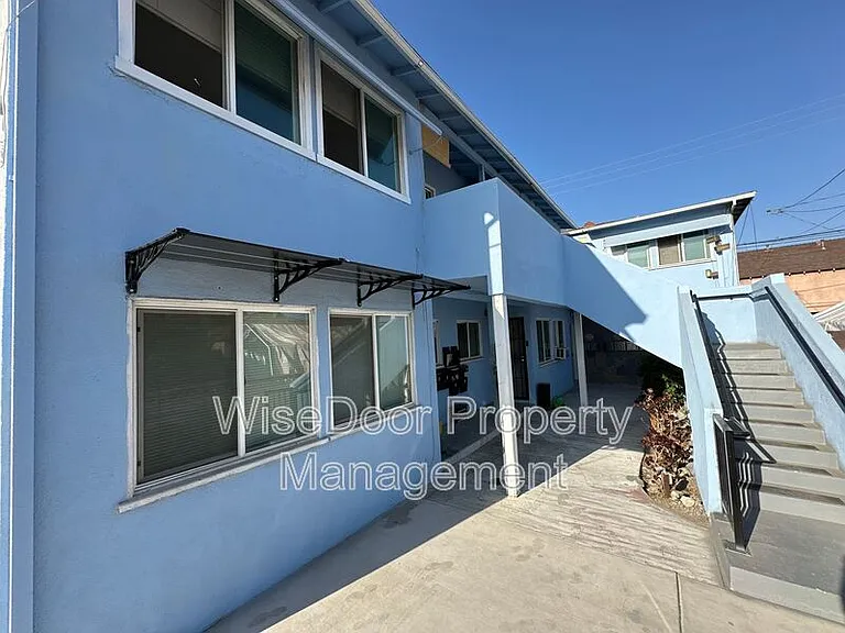 5934 Cloverly Ave #C — Photo 12